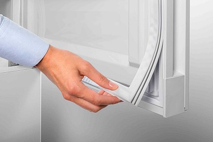 product-Vstraivaemiy-dvukhkamerniy-kholodilnik-Liebherr_0bfa7e8a4d69f391aa1ee75d30868433